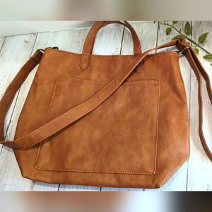 Like New Thirty One Window Shopper LTD Vegan Leather Caramel Distressed